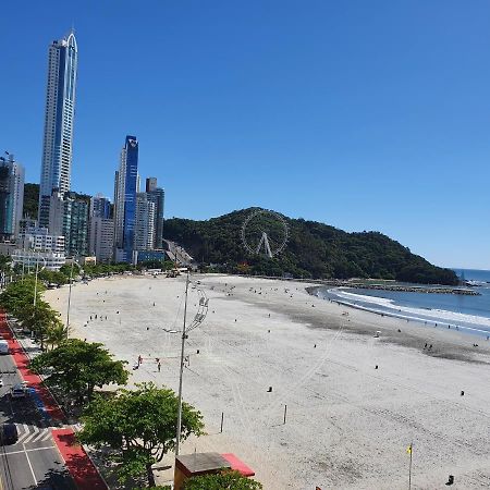Apartamento na Av Atlantica com Ar Condicionado Balneário Camboriú Exterior foto